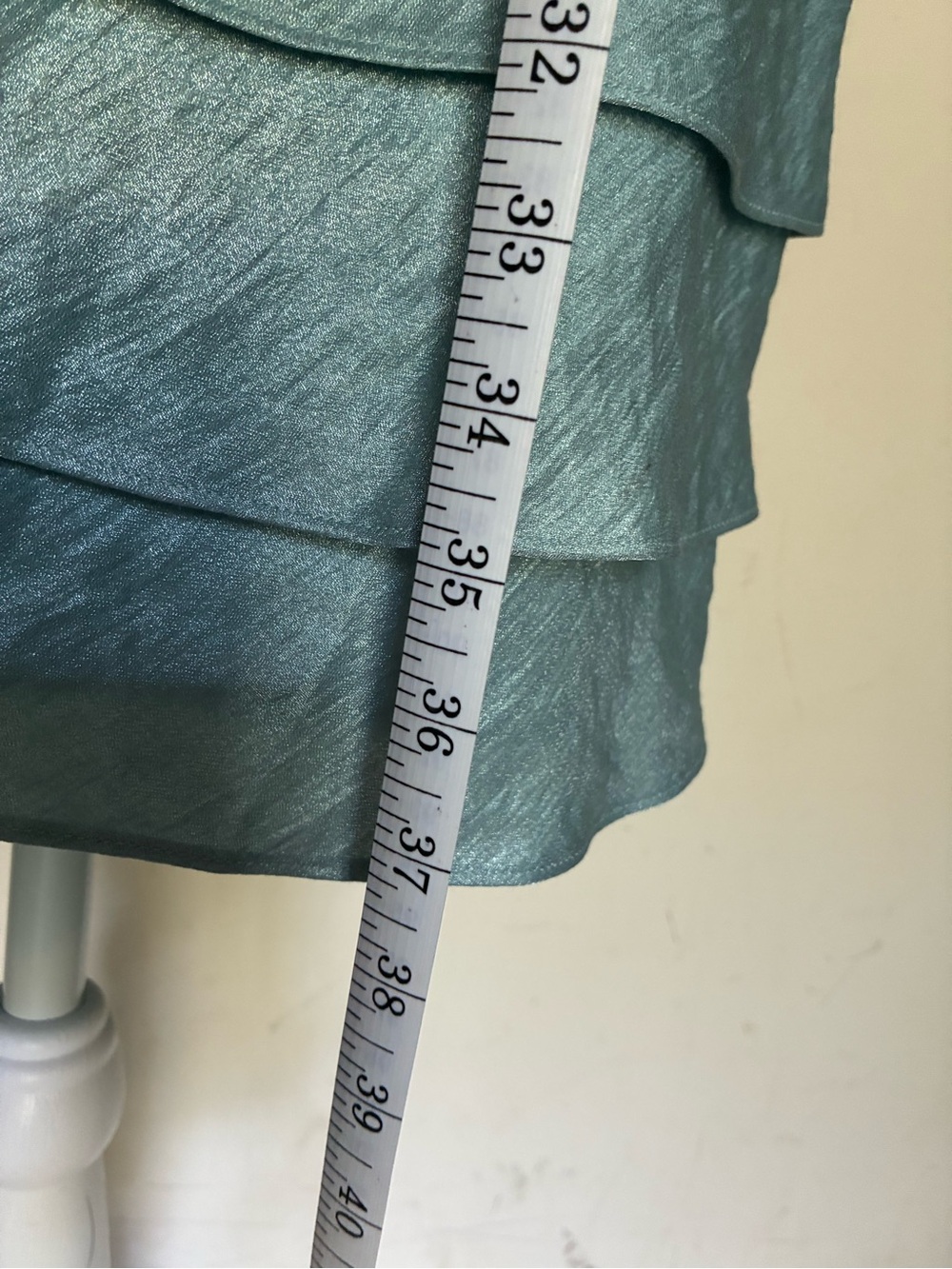 London Style Sage Green Metallic Shimmer Tiered Ruffle Cocktail Dress Size 6 - Picture 5 of 5